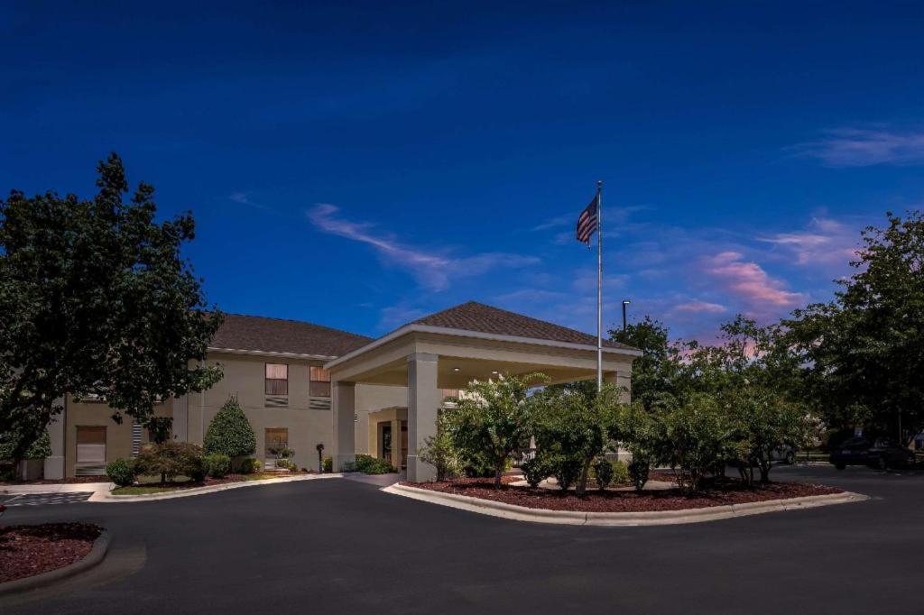 Comfort Inn Clinton Екстер'єр фото