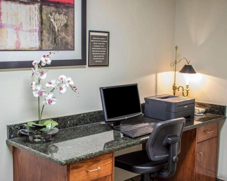 Comfort Inn Clinton Екстер'єр фото