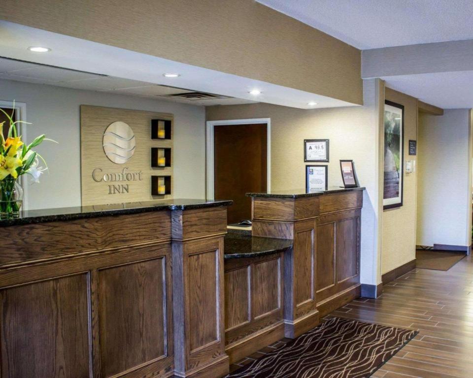 Comfort Inn Clinton Екстер'єр фото